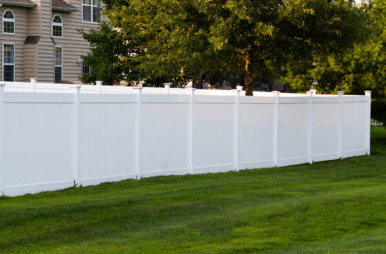 What Is the Best Fence for My Backyard?
